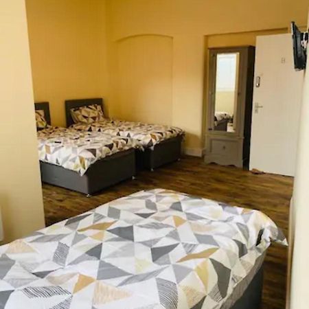 לידס 8 Fish Street, Budget City Centre Accomodation מראה חיצוני תמונה