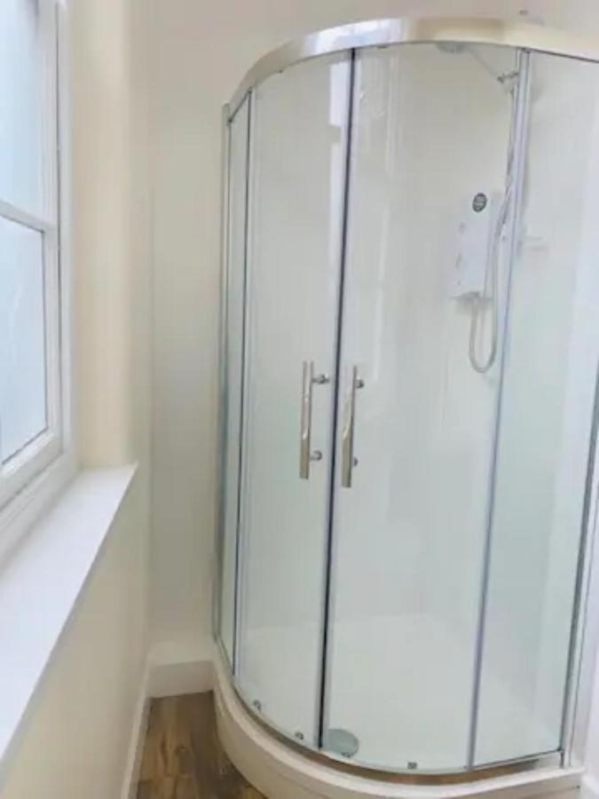 לידס 8 Fish Street, Budget City Centre Accomodation מראה חיצוני תמונה